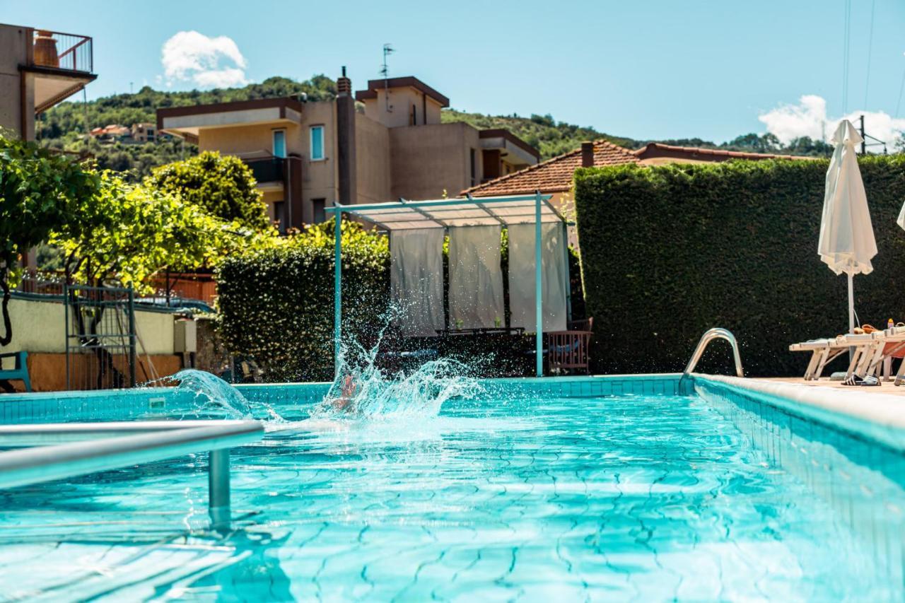 بيترا ليغوري Residence Holidays المظهر الخارجي الصورة